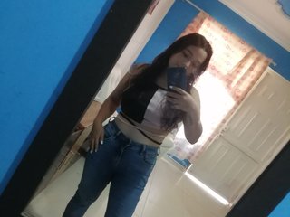 Еротичен видео чат TamyHoney