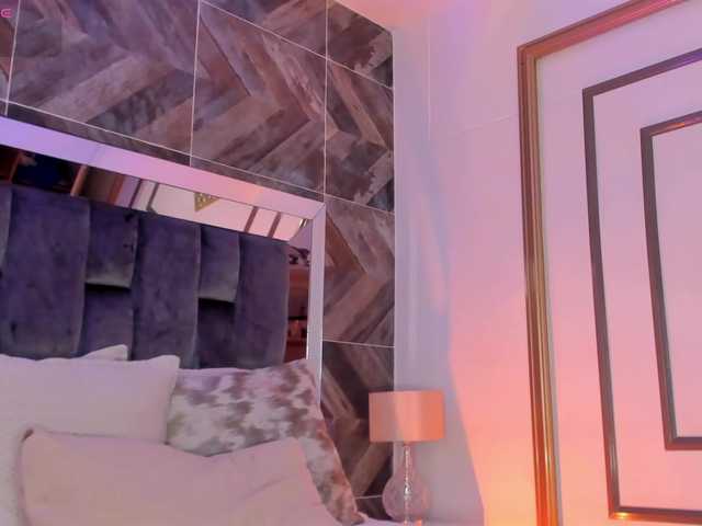 Екранни снимки на излъчване TaniaSmith