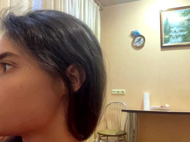 Екранни снимки на излъчване TanyLarrick