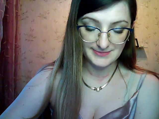 Снимки tastyAriel Sweet and yet dang naughty ;) #innocentface #sweet #petite #glasses #fetish #natural #domina #teaser #cfmn #joi #cei #cbt #sph