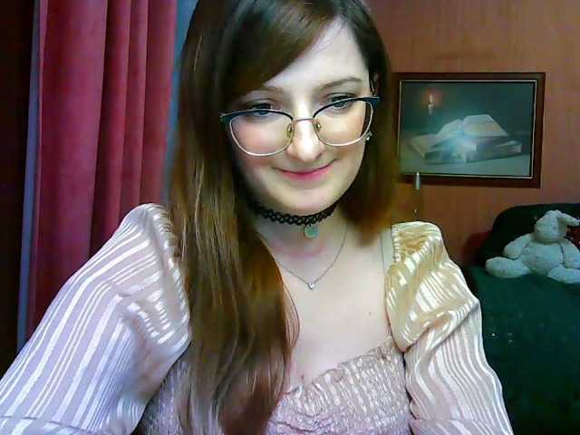 Снимки tastyAriel Sweet and yet dang naughty ;) #innocentface #sweet #petite #glasses #fetish #natural #domina #teaser #cfmn #joi #cei #cbt #sph