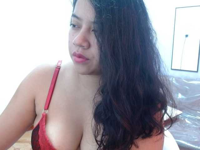 Екранни снимки на излъчване TASTYASSX