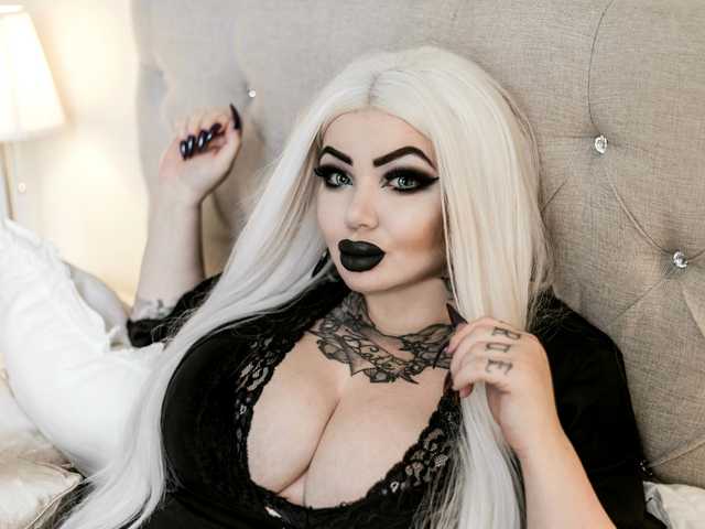 Еротичен видео чат SavageQueen
