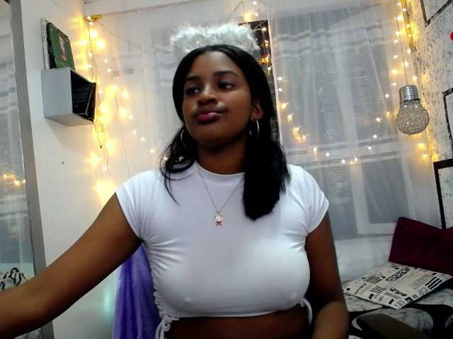 Снимки TeenEbony Welcome to my room, let's have fun together! #ebony #teen #new #bigass