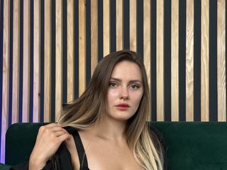 Еротичен видео чат TenderAmber