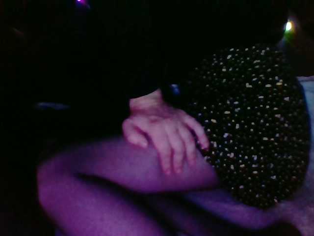 Екранни снимки на излъчване tenderpussy