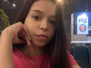 Еротичен видео чат Tenshi000