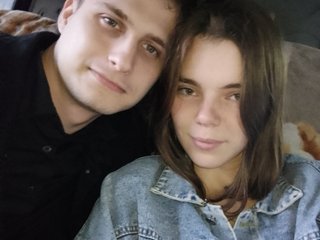 Еротичен видео чат Terri-and-Kyle