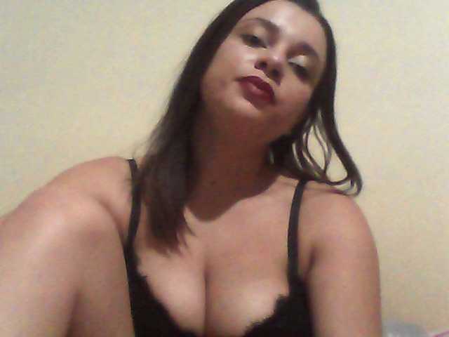 Екранни снимки на излъчване Thaina90