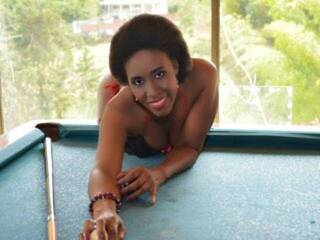 Еротичен видео чат THEACHMATURE