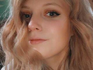 Еротичен видео чат thehornyheidi