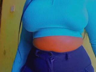 Еротичен видео чат Thicky-cay