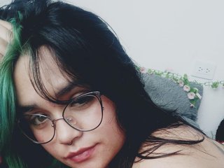 Еротичен видео чат Tigerlily69