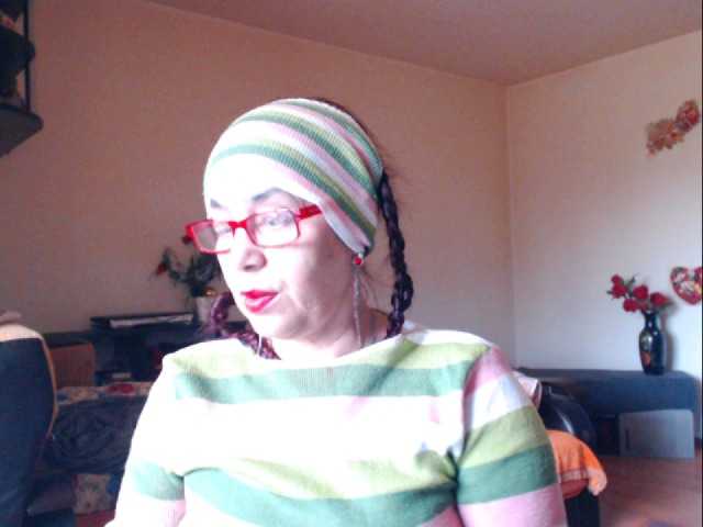 Екранни снимки на излъчване Tinakiss