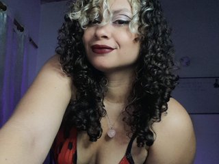 Еротичен видео чат Tinaqueen1