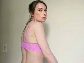 Еротичен видео чат TinkerHell