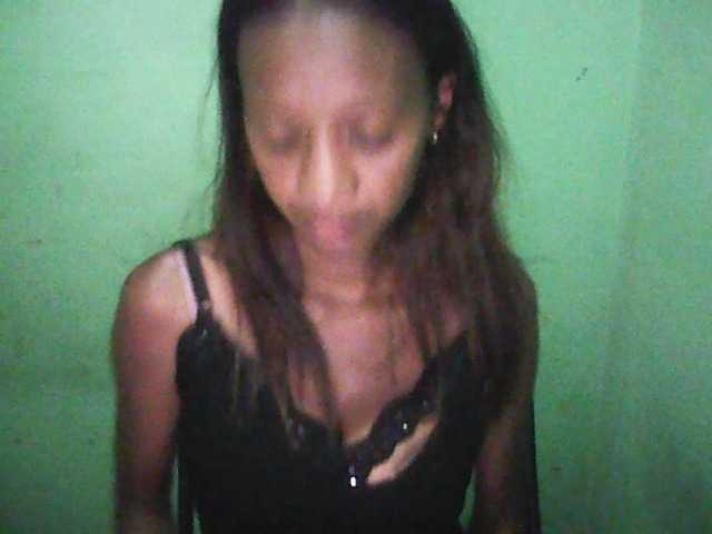 Екранни снимки на излъчване tinychloe