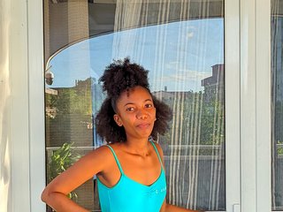 Еротичен видео чат Tiphanie