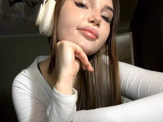Екранни снимки на излъчване TishaKleban