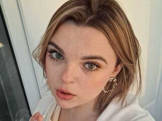 Еротичен видео чат titexaaa