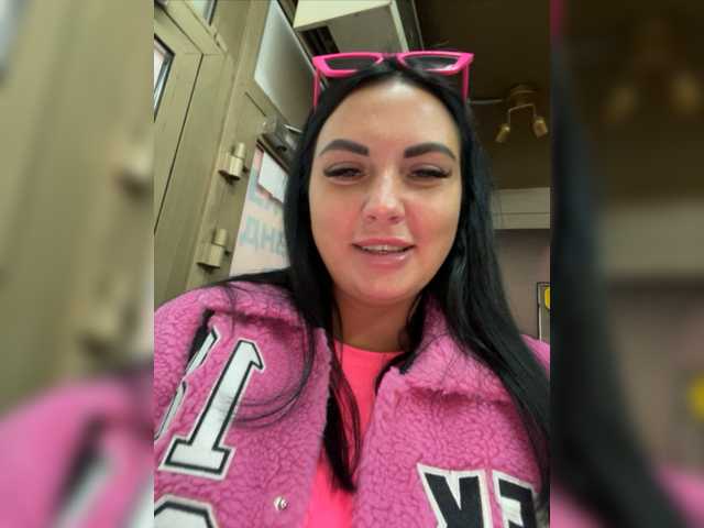 Екранни снимки на излъчване KROSHKA_N