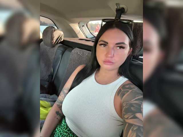 Екранни снимки на излъчване KROSHKA_N