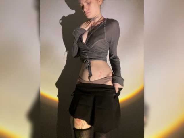 Екранни снимки на излъчване Toninita