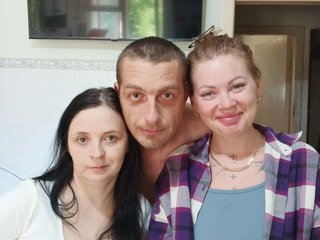 Еротичен видео чат Triopara