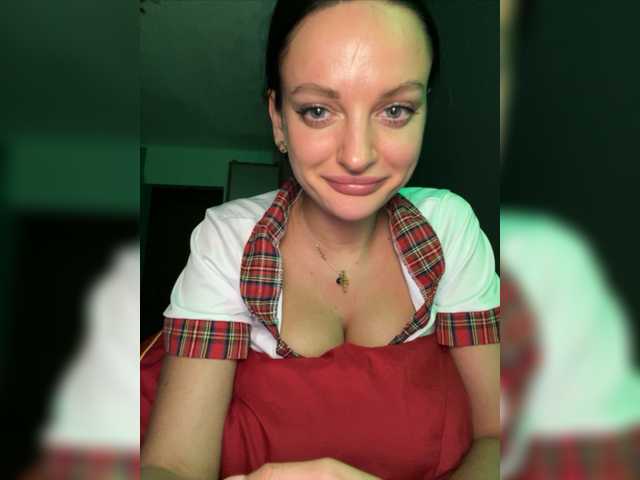 Екранни снимки на излъчване Tytione