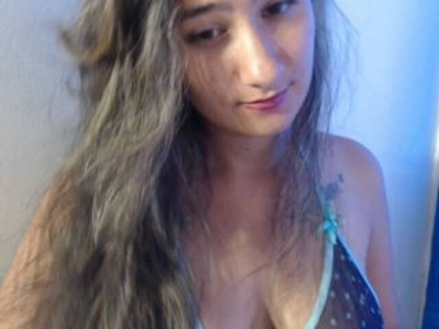 Екранни снимки на излъчване vaalentiinaa