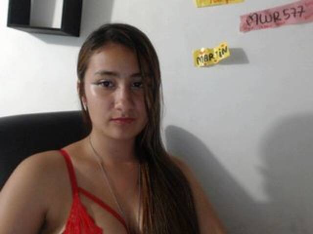 Екранни снимки на излъчване vaalentiinaa