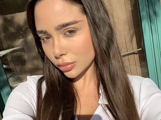Еротичен видео чат valentinaxxx