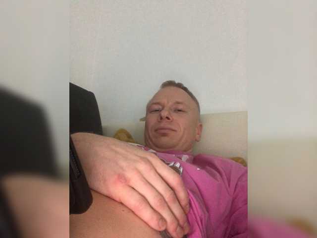 Екранни снимки на излъчване MathewBaynton