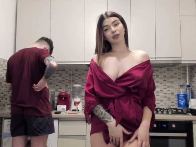 Екранни снимки на излъчване Valeria_xoxo
