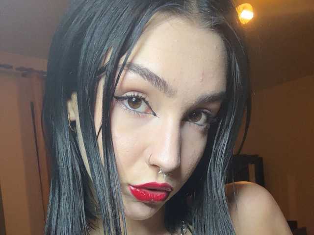 Снимка на профила VampyScarlet