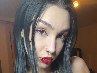 Еротичен видео чат VampyScarlet