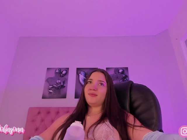 Екранни снимки на излъчване Vanessajohnso