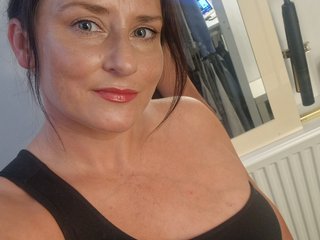 Еротичен видео чат VanXxx