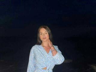 Еротичен видео чат VelvetBabe