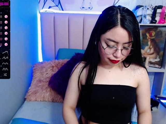 Снимки VeronicaBrook Hey i am new ♥ GOAL: Doggy and finger in ass♥ Come on an play with me♥ Lush is on♥ control lush 222tkns15 min♥ #daddy #c2c #lovense #18 #latin [none]