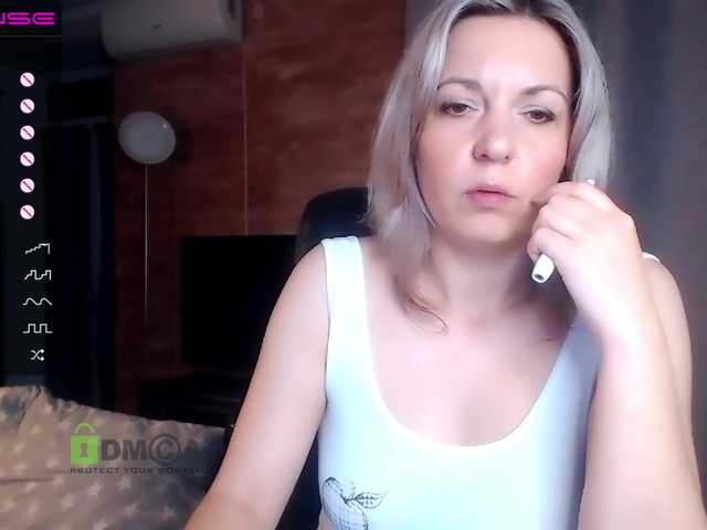 Екранни снимки на излъчване VickiSecret