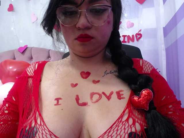 Снимки VictoriaWill Hot sexy girl, lets have some fun! - Multi-Goal : Play boobs!! #bigboobs #latina #new #bigass #pantyhose