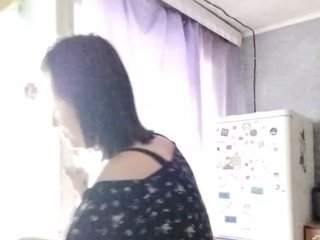 Еротичен видео чат VikkiHamilton