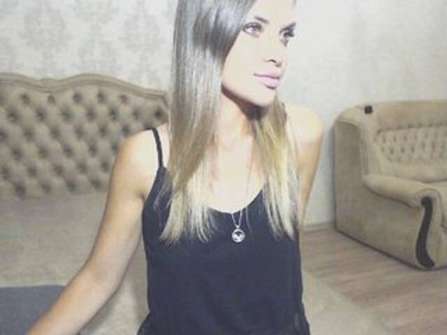 Екранни снимки на излъчване Viktoriiyyaaa