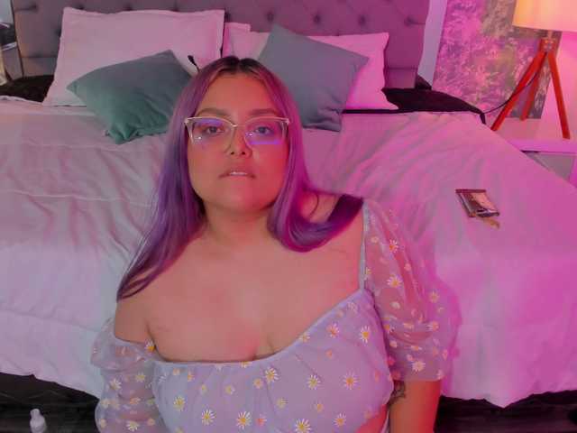 Екранни снимки на излъчване Violetaflorez