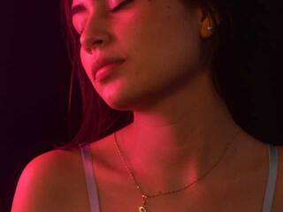 Еротичен видео чат Violett-X