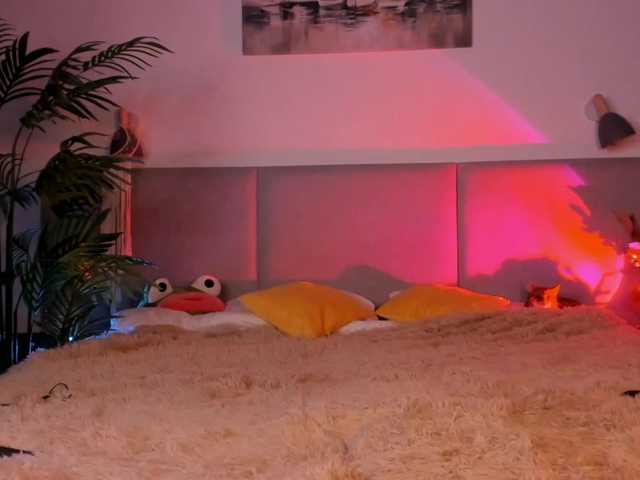 Екранни снимки на излъчване virtual_lady