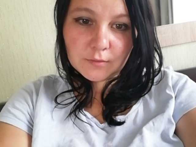 Екранни снимки на излъчване Warym