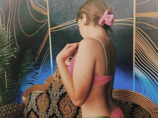 Еротичен видео чат WealthyMuse