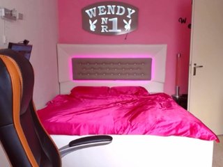 Снимки wendy1981 1 tk is 1 spank 10tk pm 50 tk boobs 70 tk boobs in oil 75 tk ass 100 tk ass in oil 150 tk pussy flash 250 tk pussy play